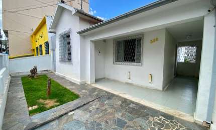 CASA EM PONTO COMERCIAL À VENDA NO ALTO DOS PASSOS, JUIZ DE FORA, MG