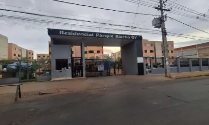 Apartamento á venda no condômino 07 riacho fundo ii