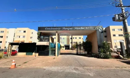 Apartamento de 2 quartos no Condomínio 12, Riacho Fundo II