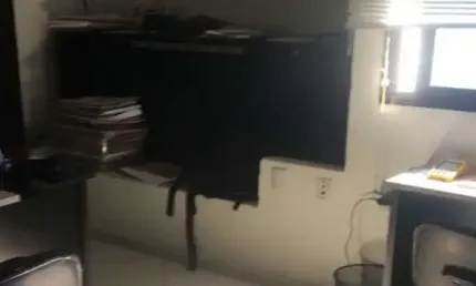 Sala comercial com 1 sala à venda na Avenida Santos Dumont, 6216, Portão, Lauro de Freitas, 29 m2 por R$ 140.000