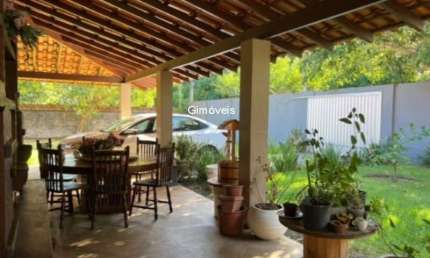 Casa em condomínio fechado com 3 quartos à venda na Rua Marcos Franco, Estrada do Coco, Lauro de Freitas, 260 m2 por R$ 980.000