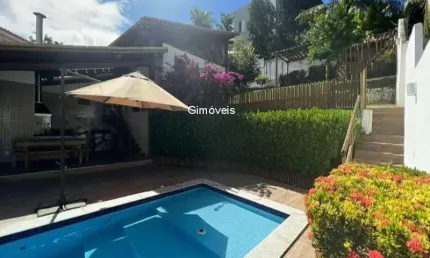 Casa em condomínio fechado com 4 quartos à venda na rua priscila b dutra, buraquinho, lauro de freitas, 300 m2 por r$ 1.900.000