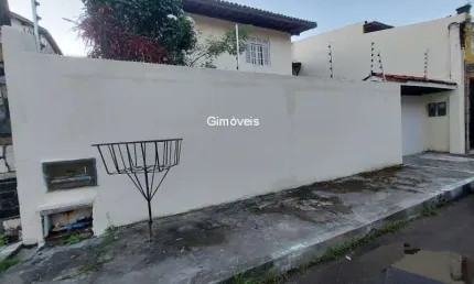 Casa com 3 quartos à venda na Rua Recife, Centro, Lauro de Freitas, 200 m2 por R$ 580.000