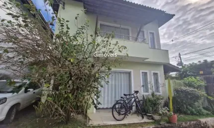Casa em condomínio fechado com 4 quartos à venda na Rua Jorge Carneiro Azevedo, Buraquinho, Lauro de Freitas, 130 m2 por R$ 735.000