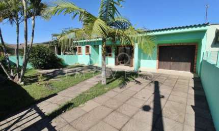 Casa com 2 quartos à venda na Rua Julcemara Pereira da Silva, 174, Balneário São Pedro, Arroio do Sal por R$ 398.000