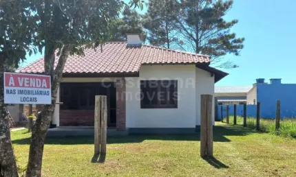 Casa com 3 quartos à venda na Rua Cruz Alta, 528, Balneário  Atlântico, Arroio do Sal por R$ 430.000