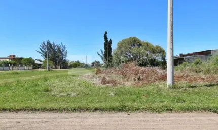 Terreno à venda na Av. Paraguaçu (Sarandi 301), 5738, Pérola, Arroio do Sal por R$ 120.000