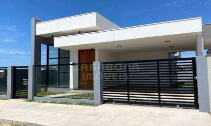 Casa com 3 quartos à venda na Rua dos Sambaquis, Centro, Arroio do Sal por R$ 1.100.000