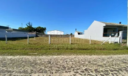Terreno à venda na Rua Rolante, 797, Vista Alegre, Arroio do Sal por R$ 145.000