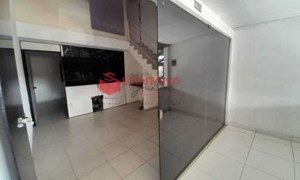 Ponto comercial para alugar na Rua Gilvan Fernandes, S/N, Recreio Ipitanga, Lauro de Freitas