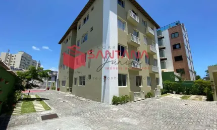 Apartamento térreo 2/4 com planejados em BuraquinhoApartamento localizado no charmoso lote