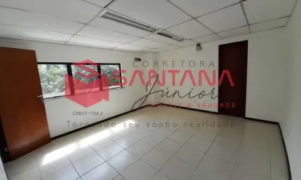 Sala comercial para alugar na Avenida Luiz Tarquínio Pontes, S/N, Pitangueiras, Lauro de Freitas
