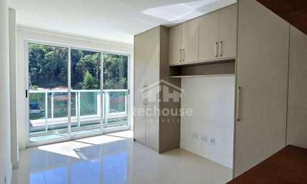 Apartamento, Centro de Teresópolis, 1 quarto, benfeitorias e lazer completo.