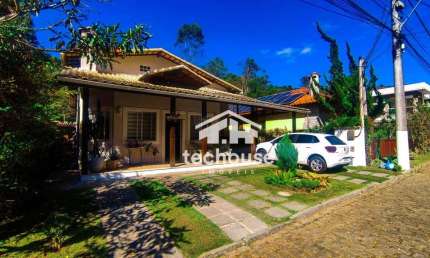Casa com 4 dormitórios à venda, 230 m² por R$ 980.000,00 - Posse - Teresópolis/RJ