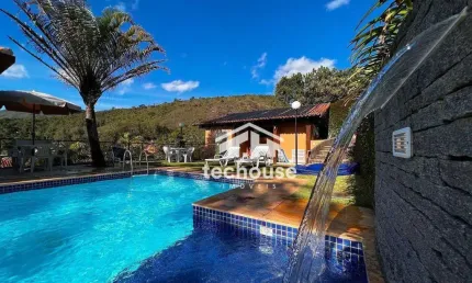 Casa ALTO PADRÃO com 5 dormitórios à venda, 620 m² por R$ 3.600.000 - Albuquerque - Teresópolis/RJ