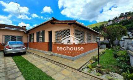 Casa Linear à Venda em Teresópolis: Conforto e Praticidade a menos de 5 minutos do centro e com lazer próprio.