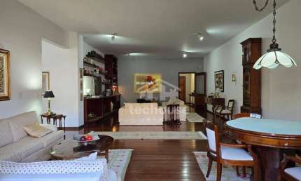 Luxuoso Apartamento de 4 Quartos à Venda em Taumaturgo, Teresópolis - 213 m² por R$ 1.300.000
