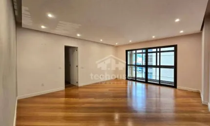 Apartamento amplo, 2 quartos, 1 suíte no coração de teresópolis.