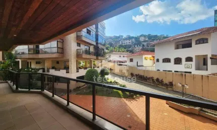 Viva com conforto e lazer no coração de teresópolis