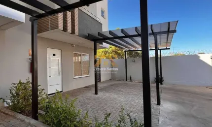 Sobrado 3/4, sendo 1 suíte, 104 m² - Orla 14 - Condomínio Porta da Orla - Palmas/TO