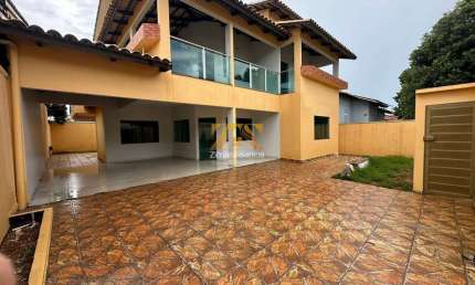 Sobrado Alto Padrão 5/4  com 1 Suíte - 292 m² - 906 sul (ARSE 92) - Próximo á Padaria Pão de Minas - Palmas/TO