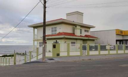 Casa com 5 quartos à venda no Centro, Balneário Piçarras 