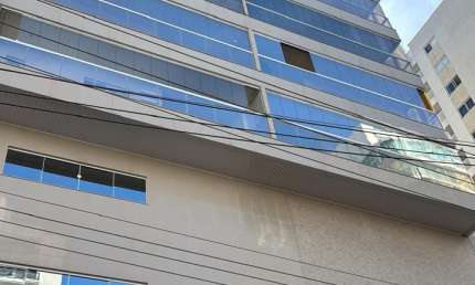 Apartamento de Dois Quartos sendo uma suíte com duas vagas de garagem com Vista  para o Mar na Praia do Morro - Guarapari Es.