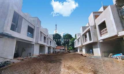Casa com 3 quartos à venda no Bacacheri, Curitiba  por R$ 1.586.530