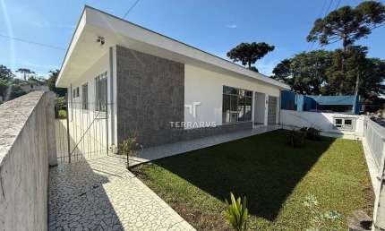 Casa com 3 quartos à venda na Rua Estados Unidos, 688, Bacacheri, Curitiba, 720 m2 por R$ 1.499.000