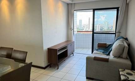 Apartamento para venda possui 80 metros quadrados com 3 quartos em Boa Vista - Recife - PE