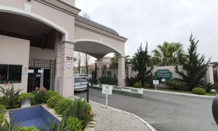 Terreno em condomínio fechado à venda na Rua Hermenegildo Luca, 101, Santa Felicidade, Curitiba por R$ 979.000