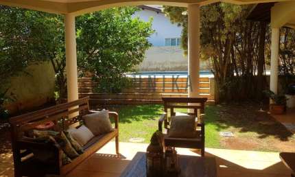 Imponente Casa em Condomínio à Venda em Campinas-SP  Loteamento Barão do Café  4 Quartos, 4 Suítes, 3 Salas, 7 Banheiros, 4 Vagas, 442m²