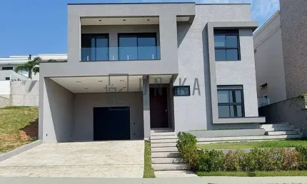 Casa de alto padrão em condomínio no Loteamento Parque dos Alecrins - Campinas-SP: 4 quartos, 4 suítes, 3 salas, 4 vagas, 302m²!