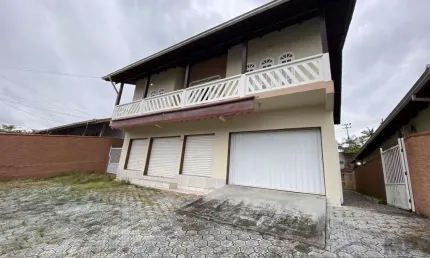 Comercial para Locação em Joinville, João Costa, 1 banheiro, 2 vagas