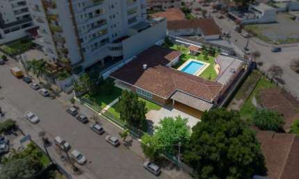 Casa para alugar na Rua Pernambuco, 100, Anita Garibaldi, Joinville