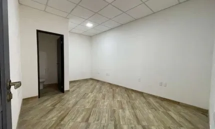 Comercial para Locação em Joinville, Anita Garibaldi, 1 banheiro