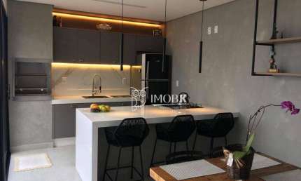 Casa com 3 dormitórios à venda, 247 m² por R$ 3.030.000,00 - Jardim Samambaia - Jundiaí/SP