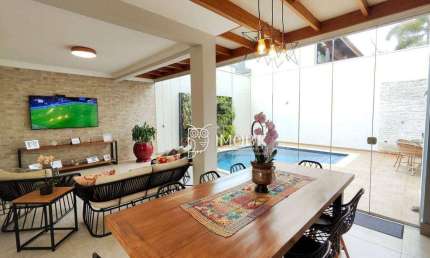 Linda casa no condominio Bosque dos Jatobas, 3 suites