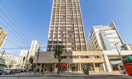 Apartamento para Venda em Curitiba, Água Verde, 3 dormitórios, 1 suíte, 3 banheiros, 1 vaga