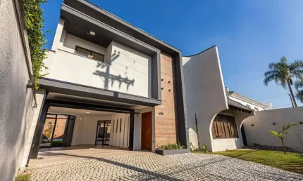 Casa para Venda em Curitiba, Jardim Social, 4 dormitórios, 4 suítes, 2 banheiros