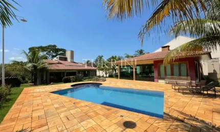 Casa a venda no condomínio jardim shangri-lá bauru sp.