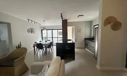 Apartamento com 2 dormitórios à venda, 90 m² por R$ 550.000,00 - Jardim Las Palmas - Guarujá/SP