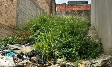 Terreno comercial à venda em Guaianases, São Paulo  por R$ 60.000