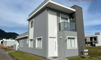 Casa com 3 quartos à venda em Deltaville, Biguaçu 