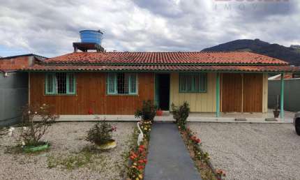 Casa com 2 quartos à venda em Rio Caveiras, Biguaçu 