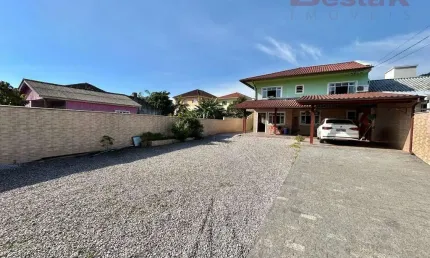Casa com 3 quartos à venda em Rio Caveiras, Biguaçu 