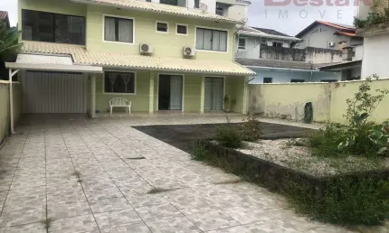 Casa com 2 quartos à venda no Ipiranga, São José 