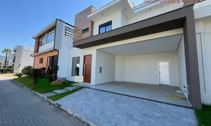 Casa com 3 quartos à venda em Deltaville, Biguaçu 