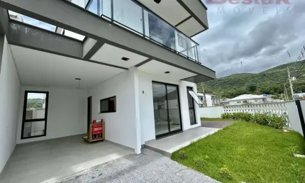 Casa com 3 quartos à venda no Forquilhas, São José 