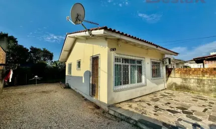 Casa com 2 quartos à venda em Rio Caveiras, Biguaçu 